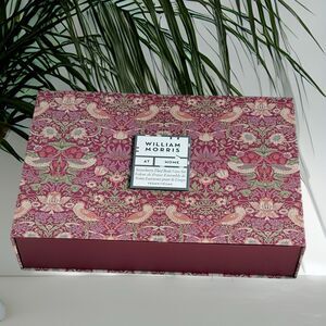 William Morris At Home Luxury STRAWBERRY THIEF Body Care Set 5 Items
